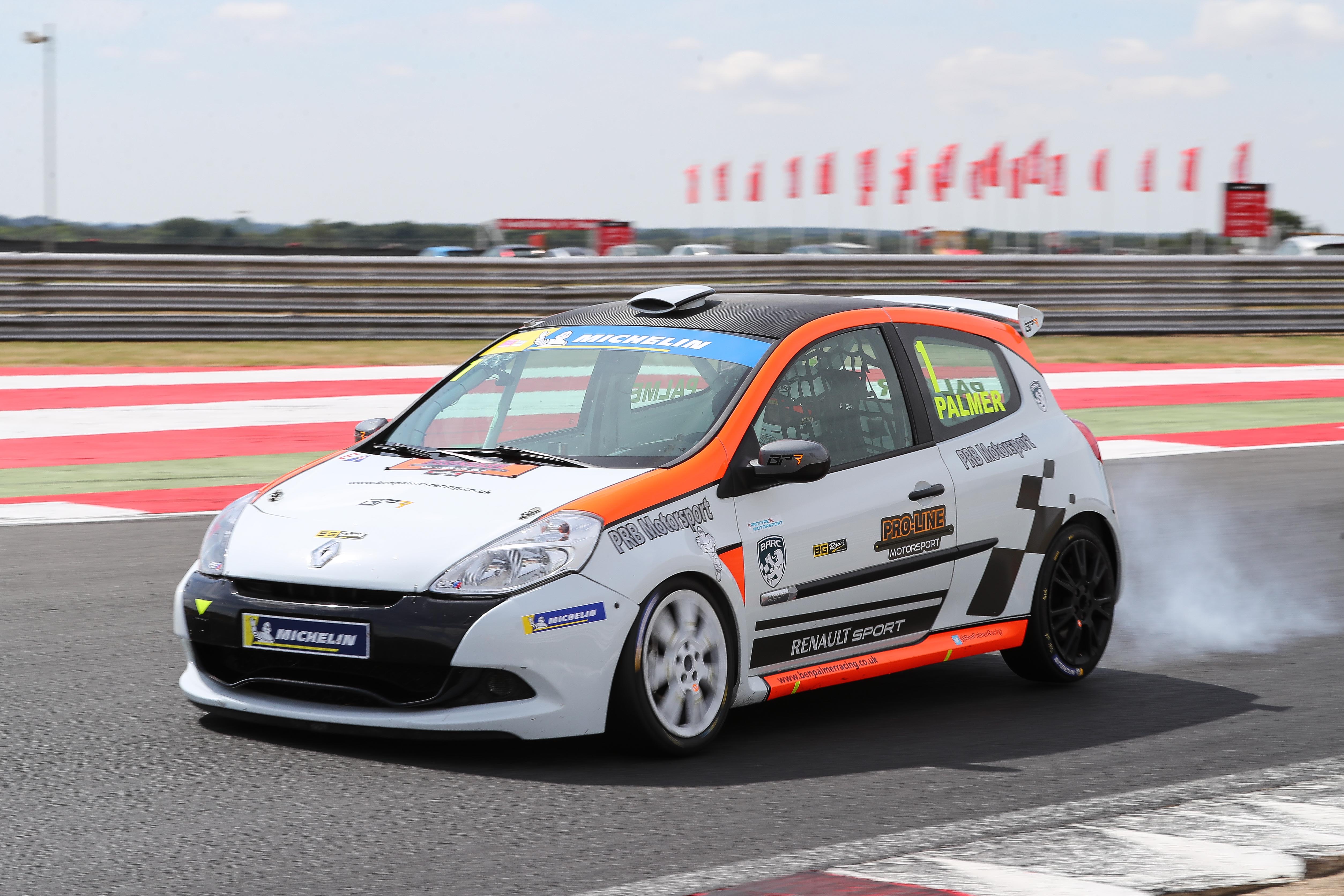CHAMPIONSHIP LEADER BEN PALMER CLINCHES POLE AT A SUNNY SNETTERTON 