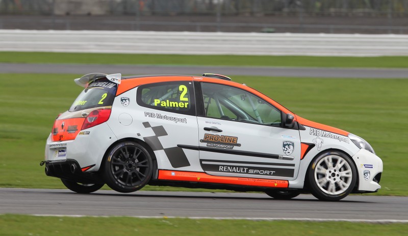 BEN PALMER AND NIC HARRISON TAKE 2017 MICHELIN CLIO CUP SERIES TITLE GLORY