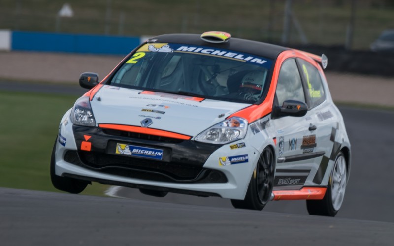 ANGLESEY TRIPLE-HEADER CONTINUES MICHELIN CLIO CUP SERIES TITLE FIGHT - Click here to view this news entry